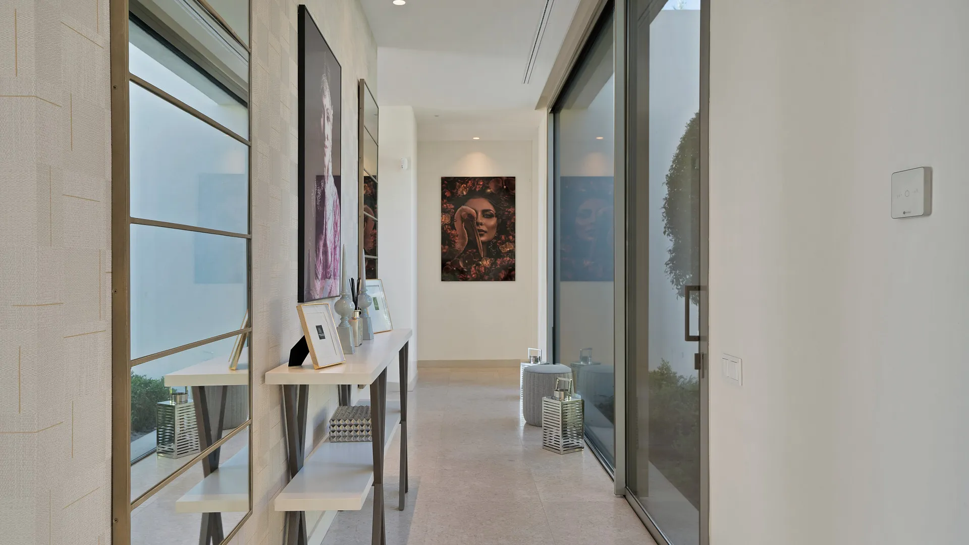 Buy villa in Benahavis with 5 bedrooms