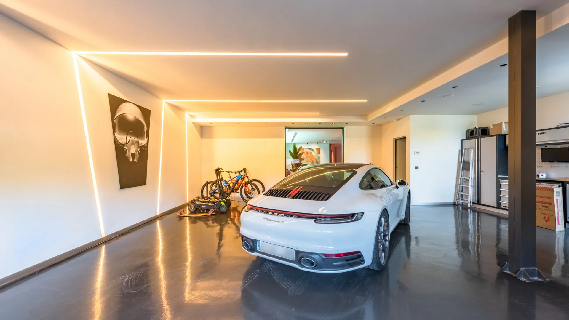 For sale villa with 6 bedrooms in Lomas del Virrey