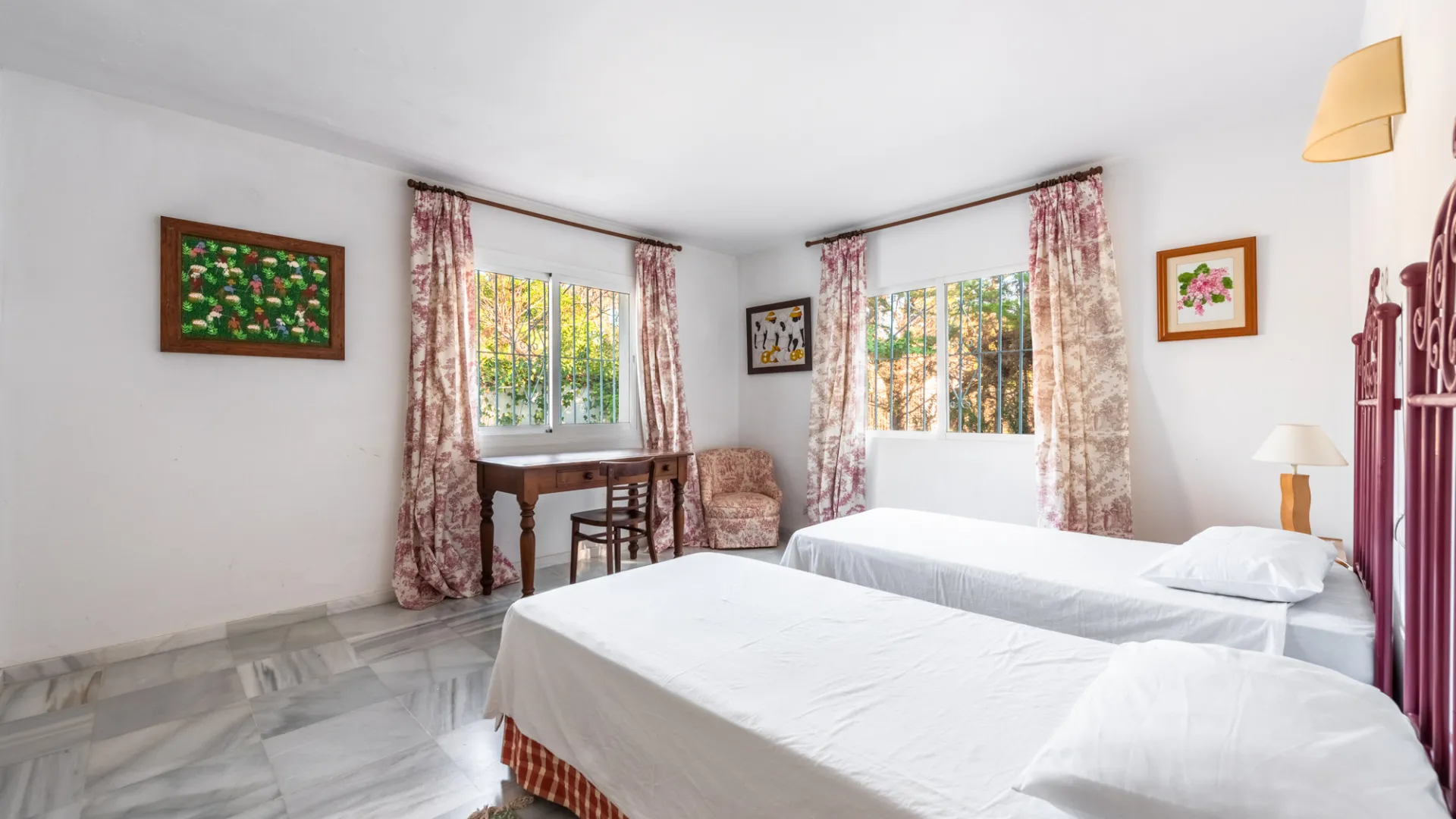 Villa in Artola for sale