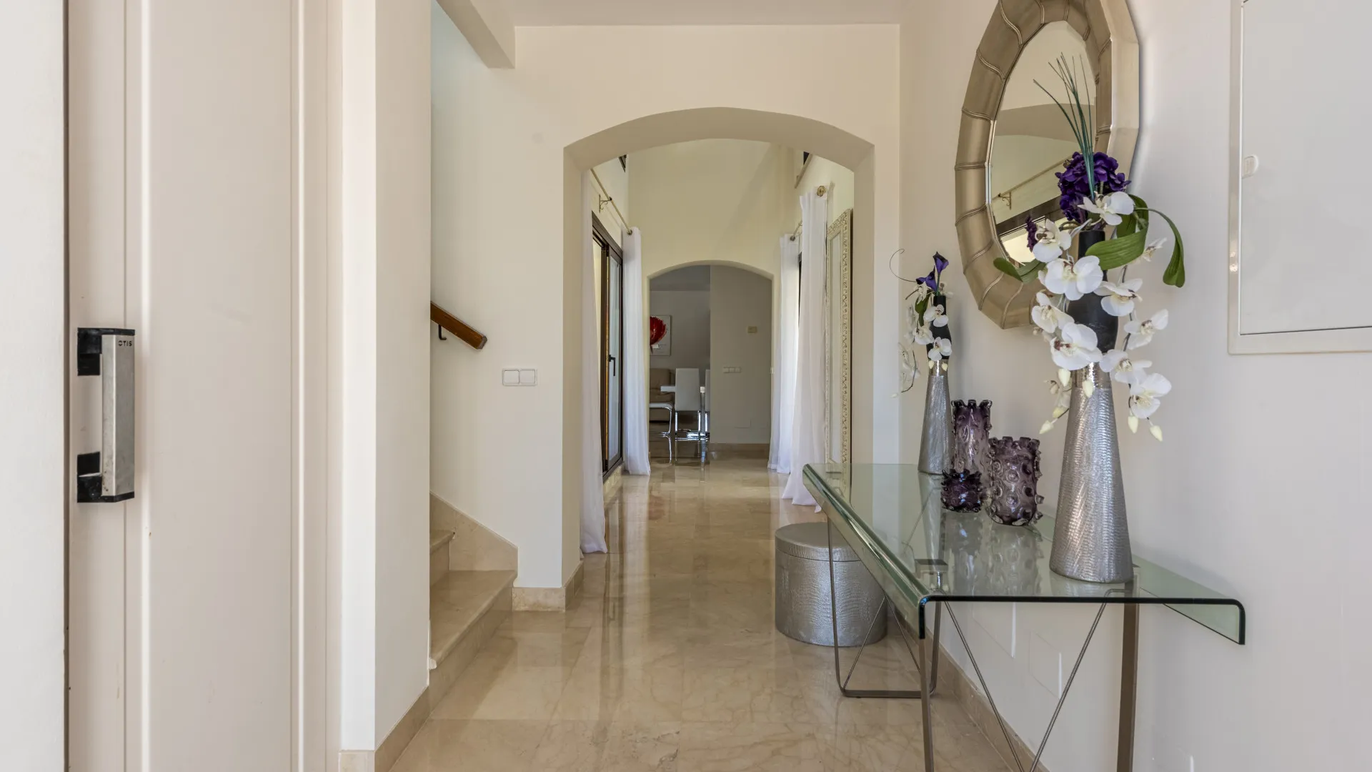 Se vende villa de 4 dormitorios en Los Arqueros