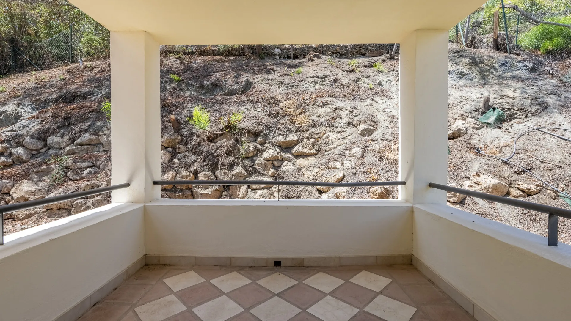 Se vende villa de 4 dormitorios en Los Arqueros