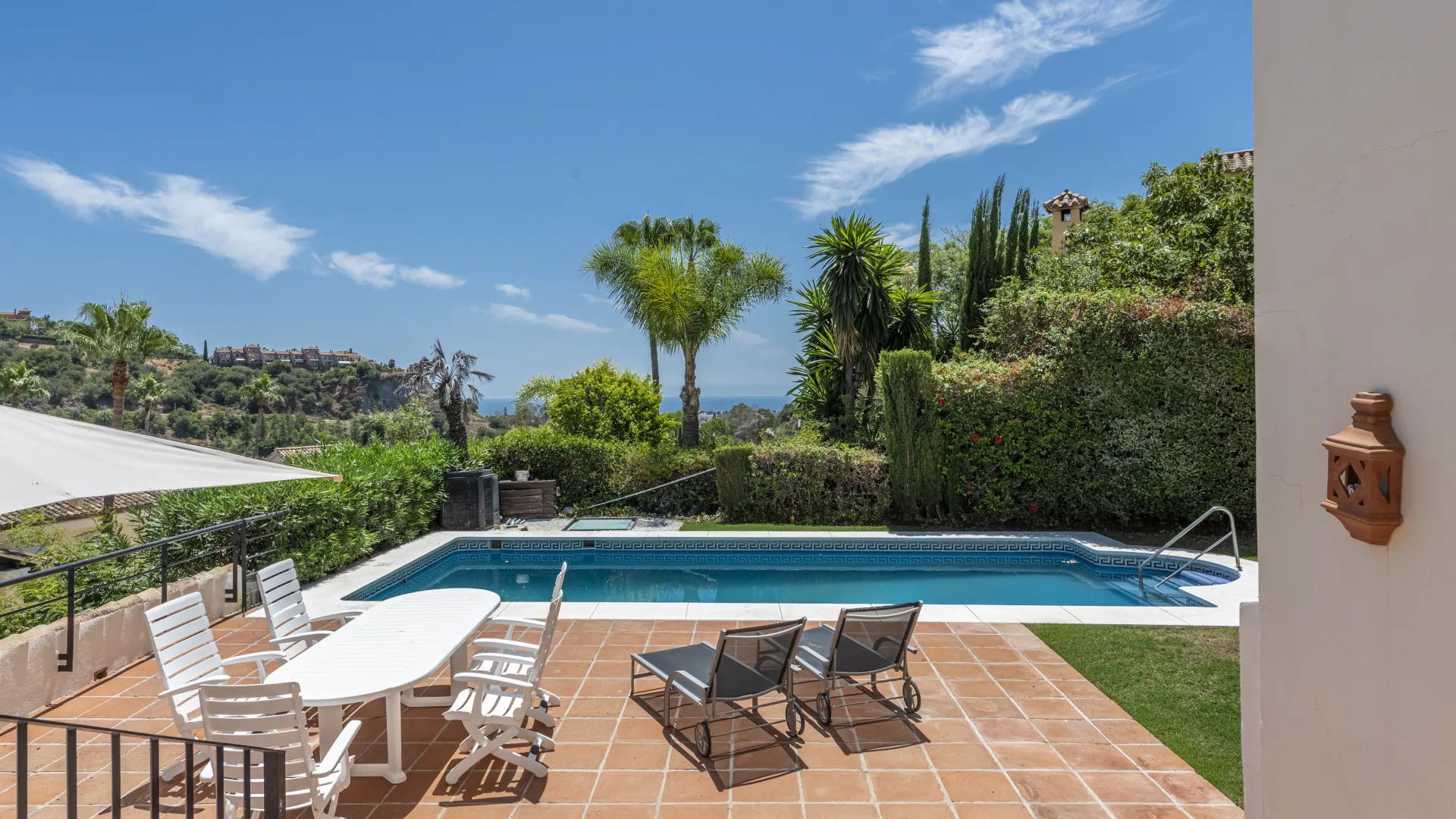 Se vende villa de 4 dormitorios en Los Arqueros