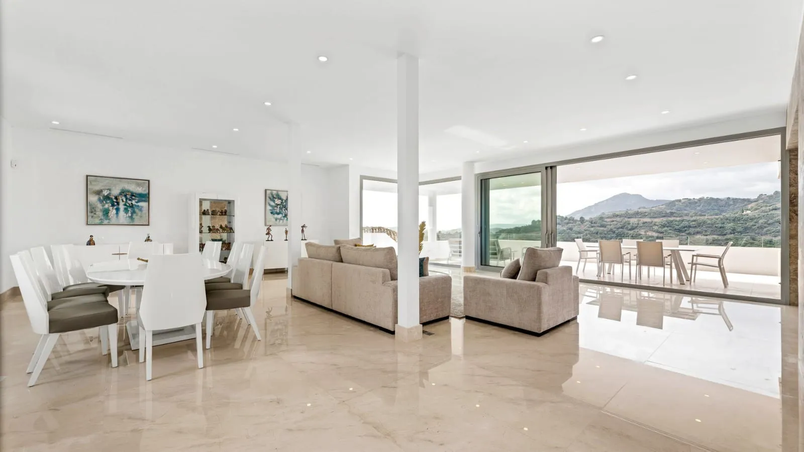 Los Arqueros, villa de 6 dormitorios en venta