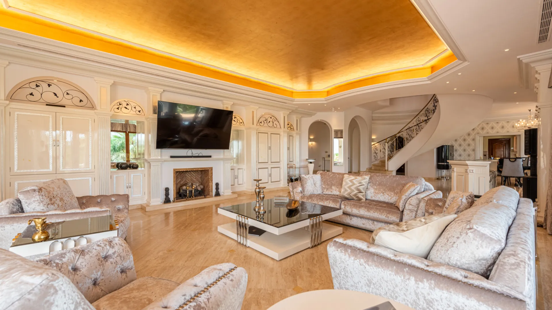 Villa con 15 dormitorios a la venta en Paraiso Alto