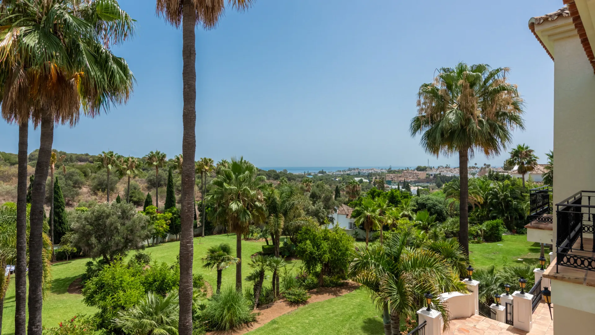 Villa con 15 dormitorios a la venta en Paraiso Alto