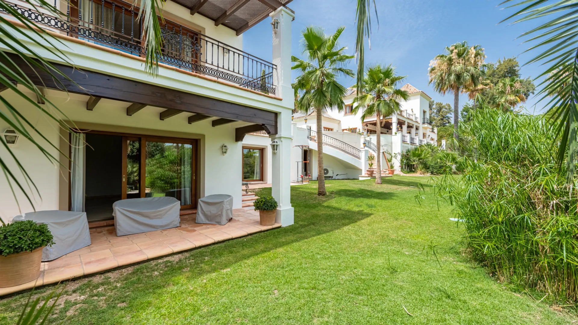 Villa con 15 dormitorios a la venta en Paraiso Alto