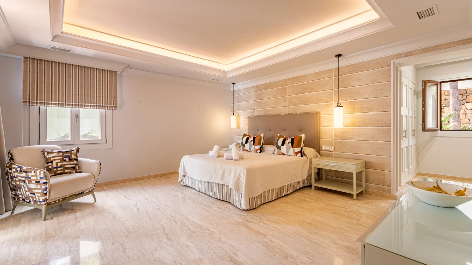 Villa con 15 dormitorios a la venta en Paraiso Alto