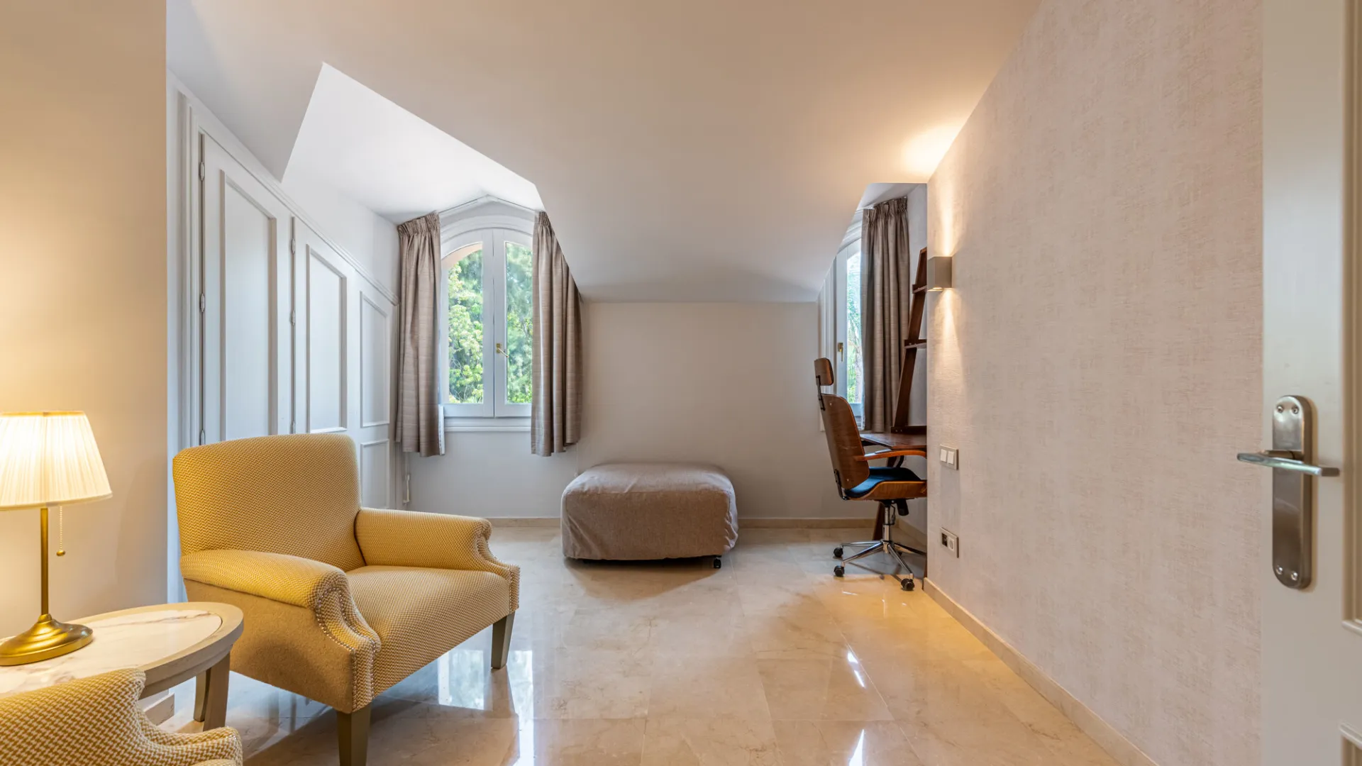 Villa con 15 dormitorios a la venta en Paraiso Alto