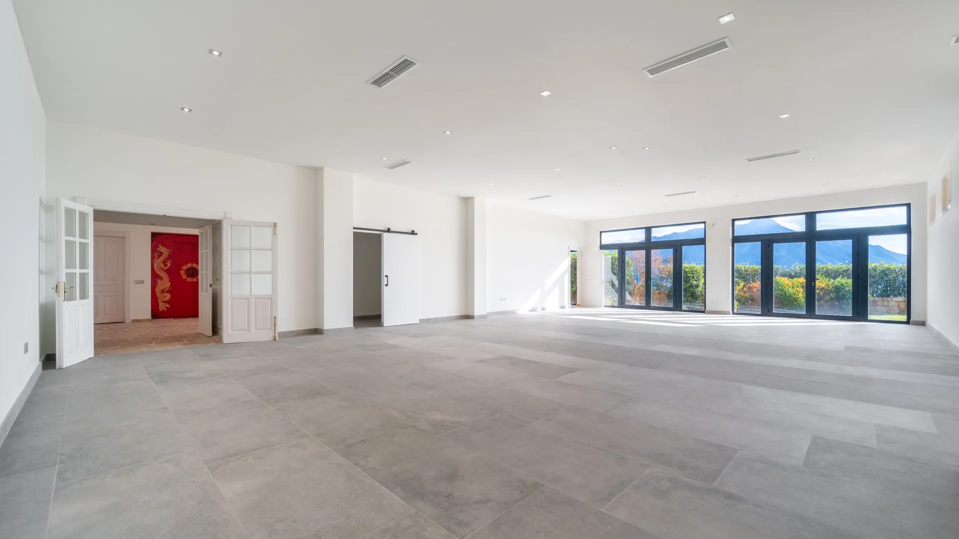 For sale 7 bedrooms villa in El Madroñal