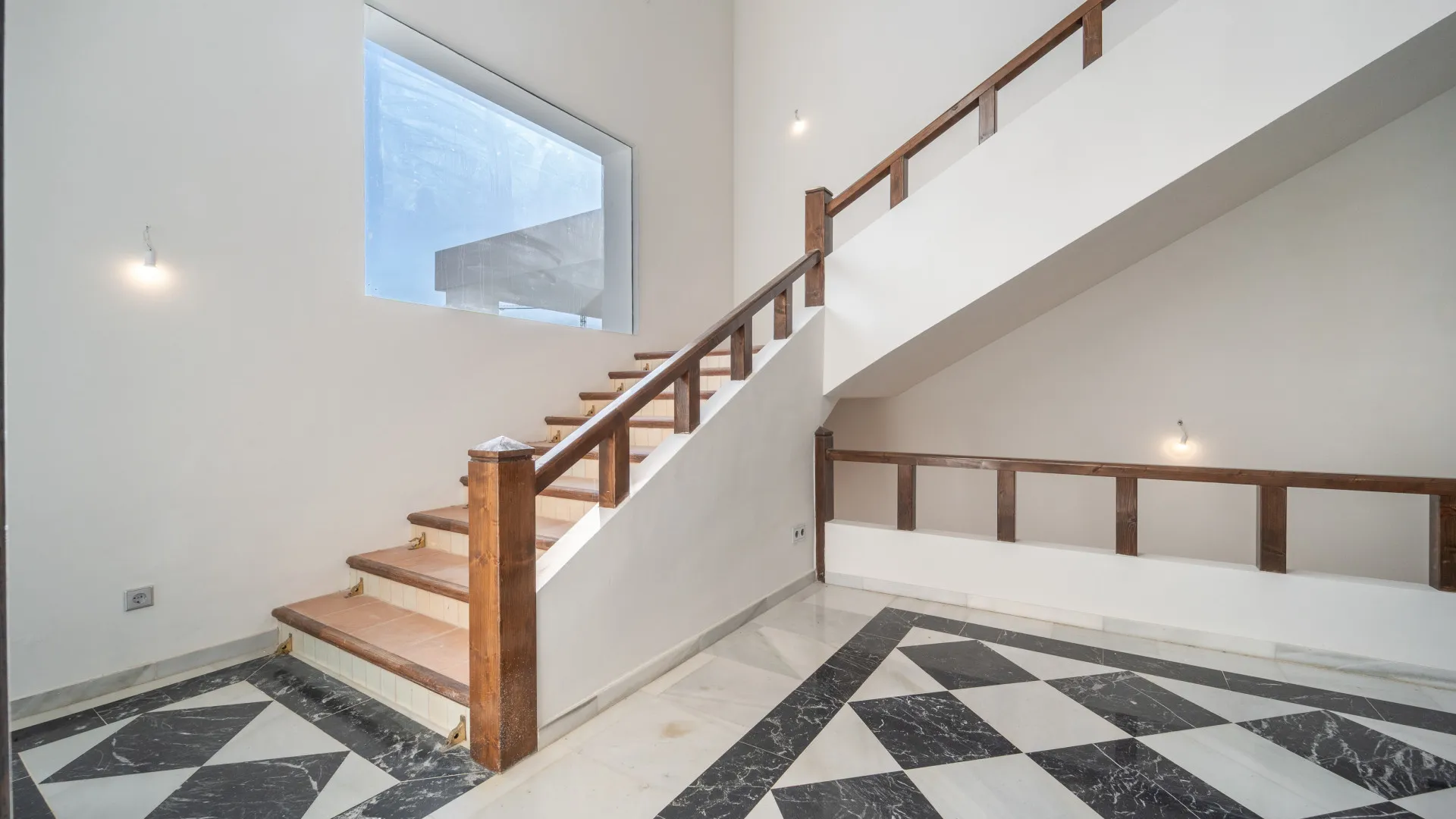 For sale 7 bedrooms villa in El Madroñal