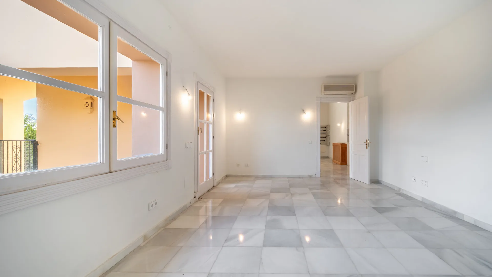 For sale 7 bedrooms villa in El Madroñal