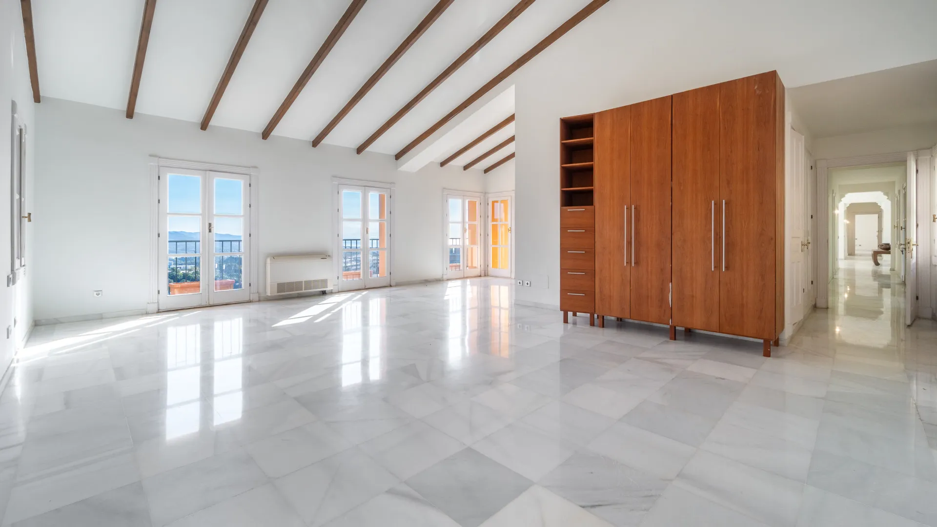 For sale 7 bedrooms villa in El Madroñal