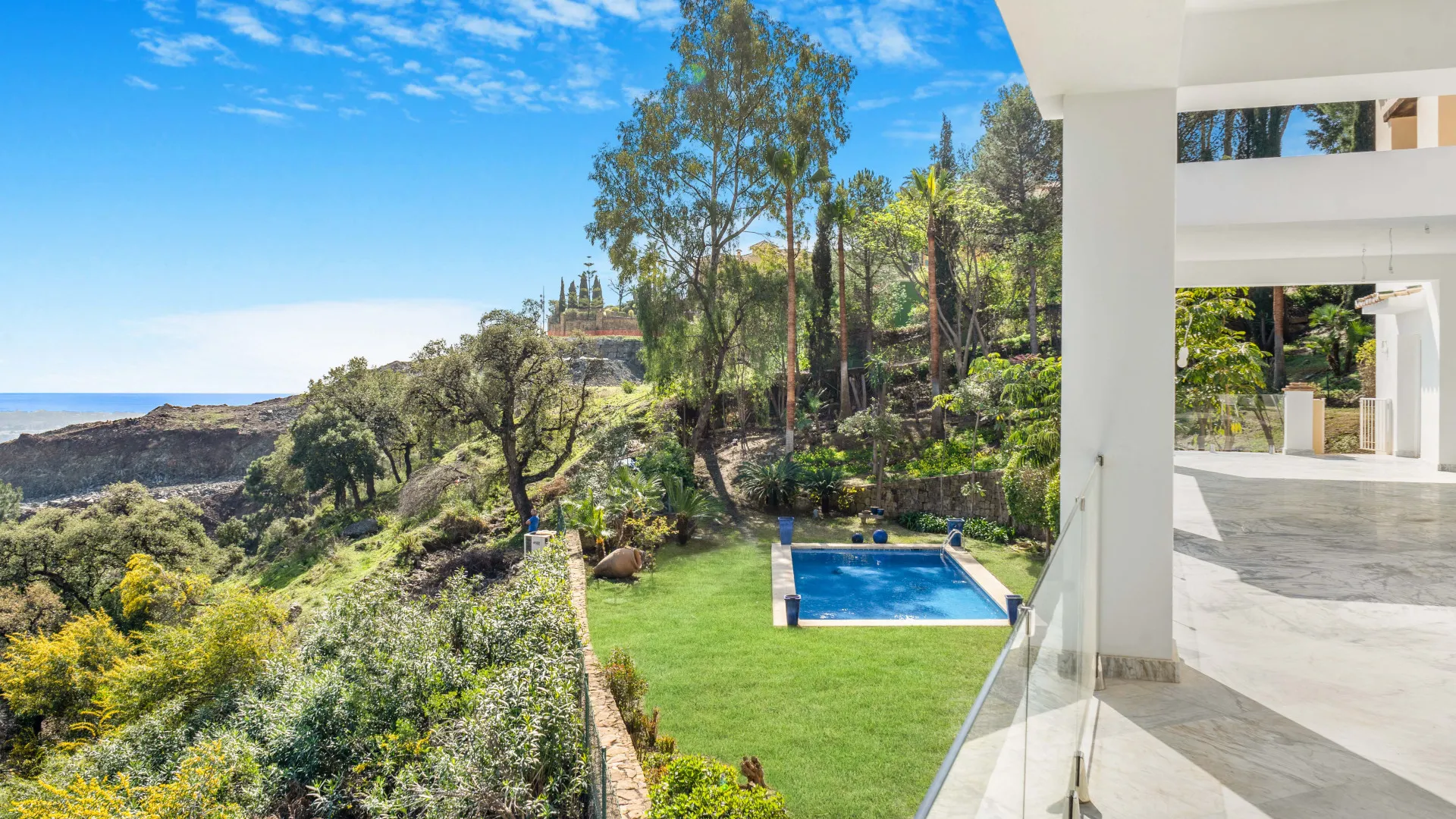 For sale 7 bedrooms villa in El Madroñal