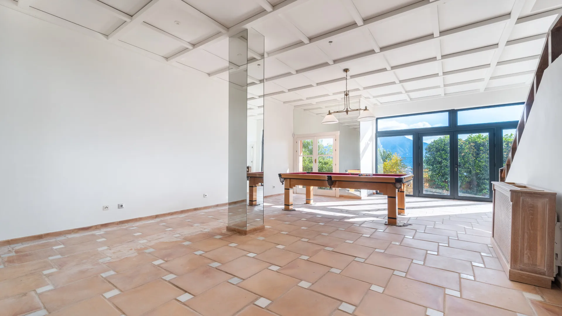 For sale 7 bedrooms villa in El Madroñal