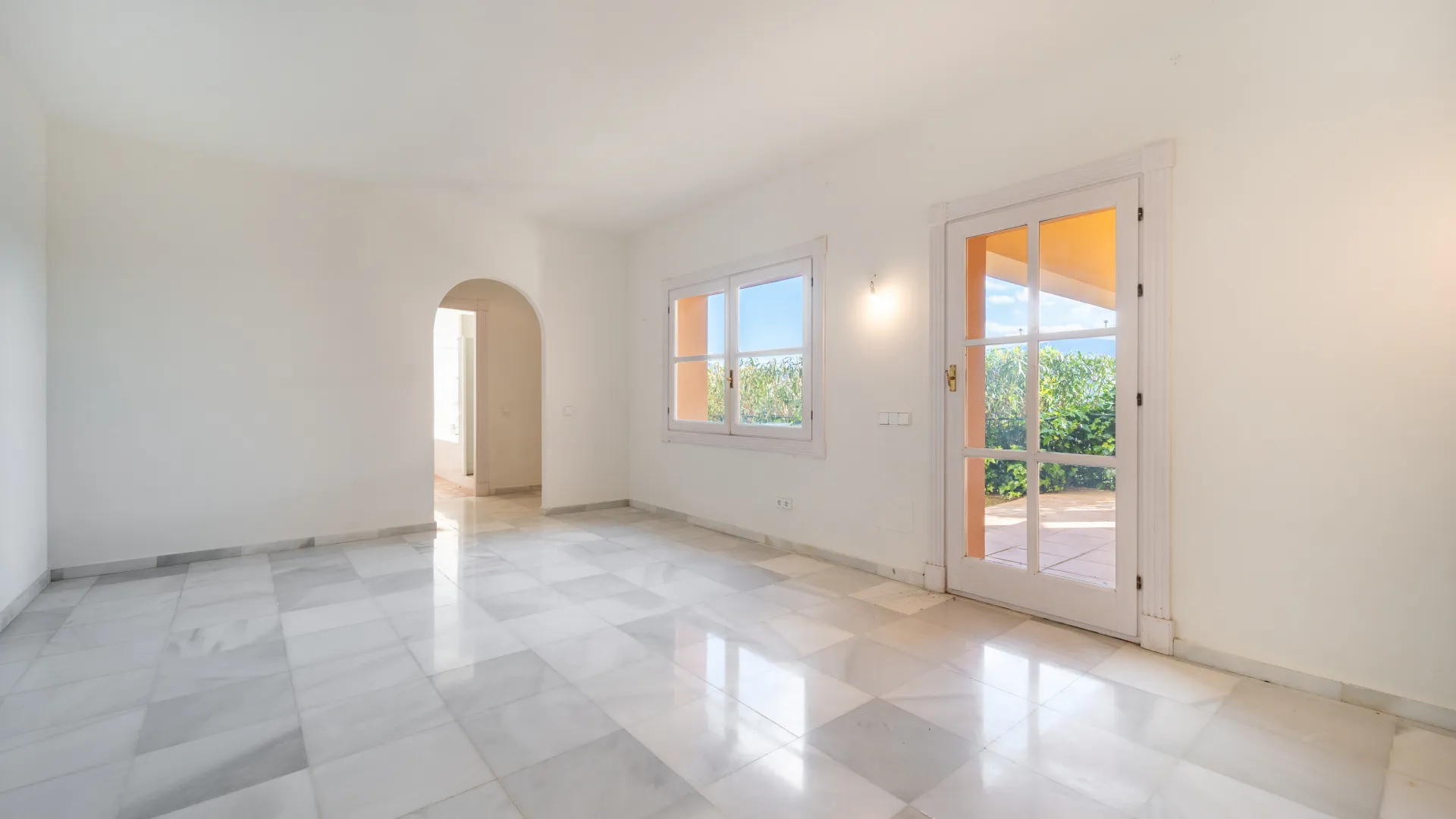 For sale 7 bedrooms villa in El Madroñal