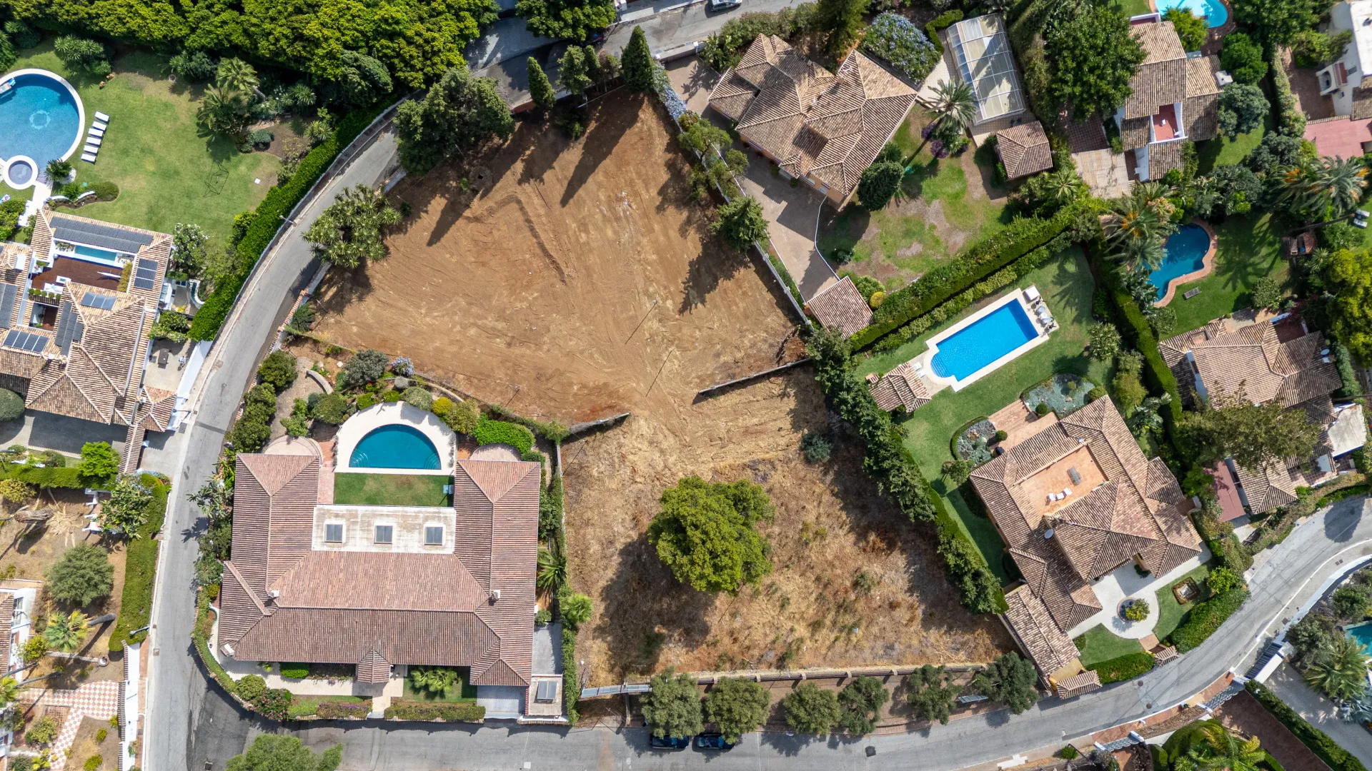 Nagüeles plot for sale