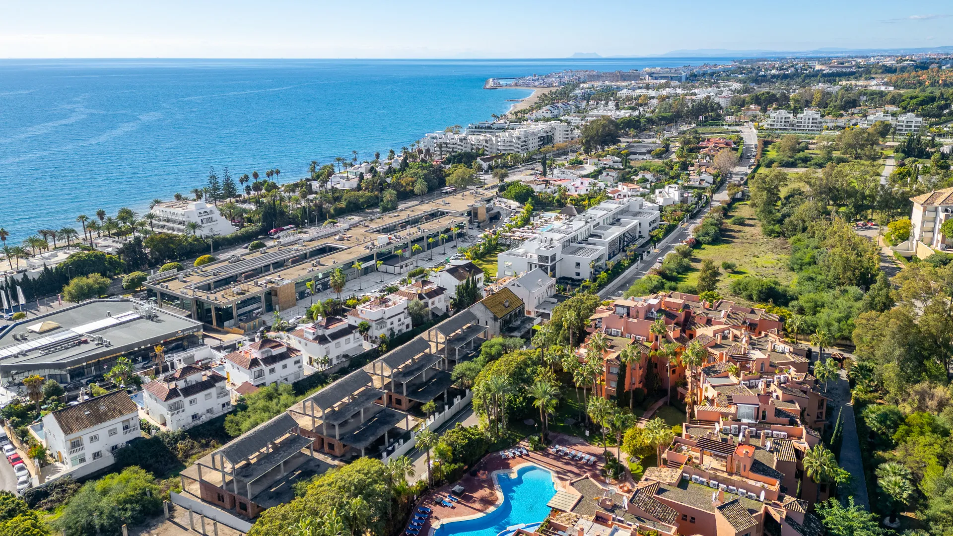 Se vende apartamento planta baja en Oasis de Marbella