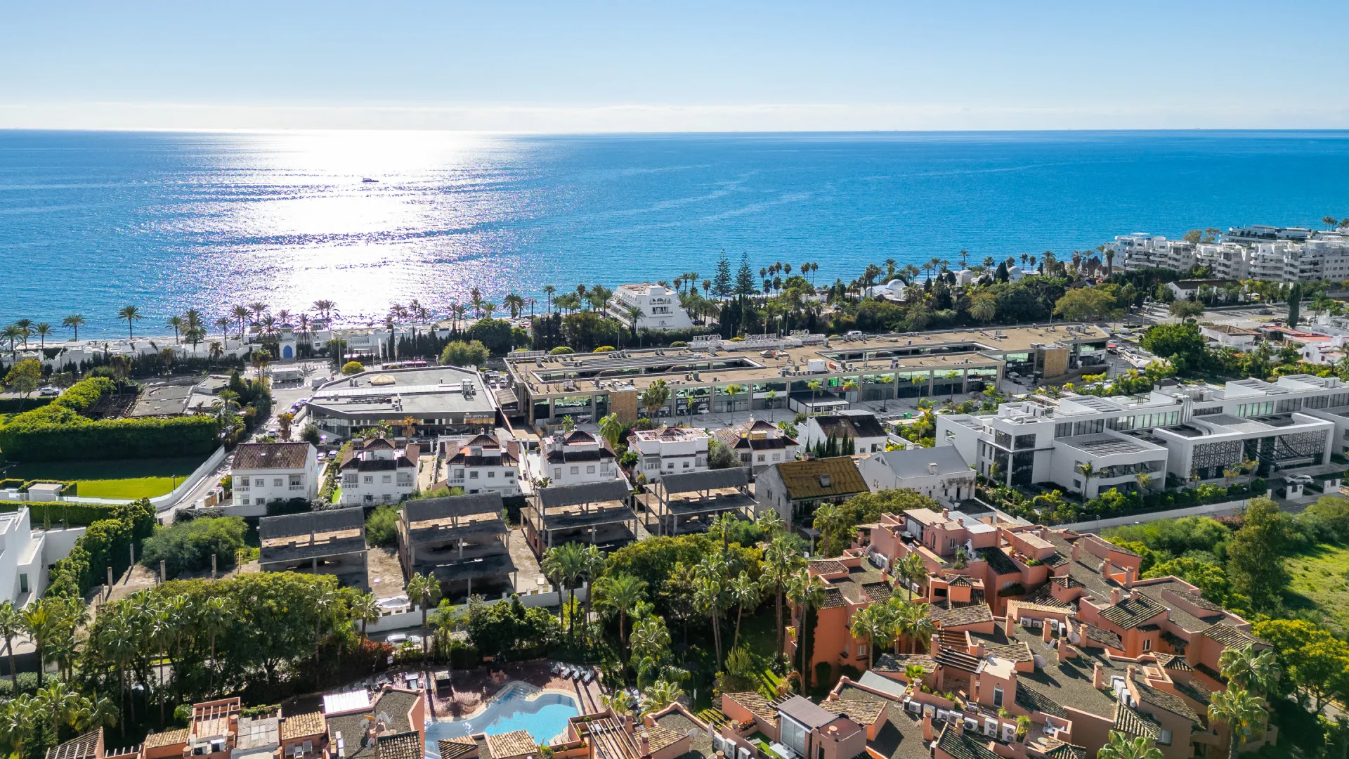 Se vende apartamento planta baja en Oasis de Marbella