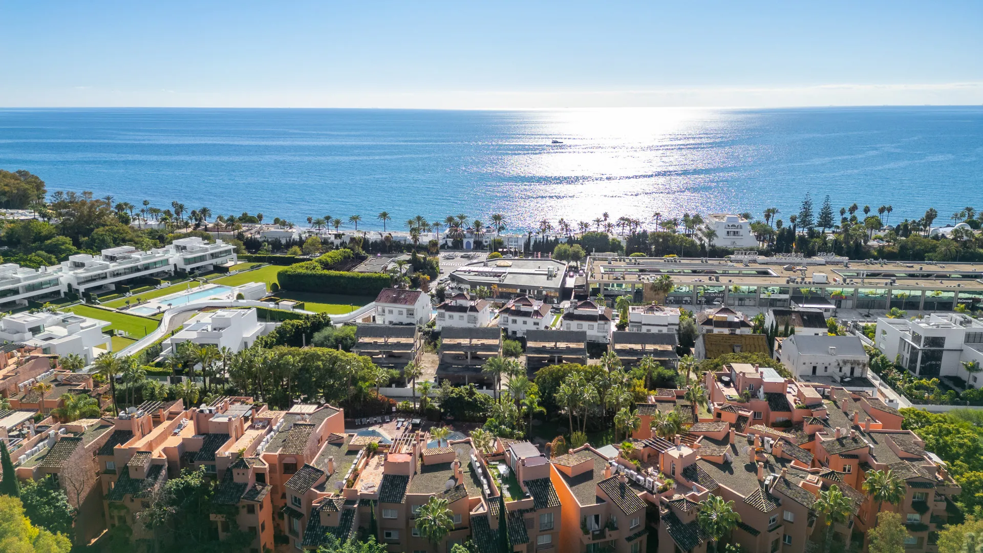 Se vende apartamento planta baja en Oasis de Marbella