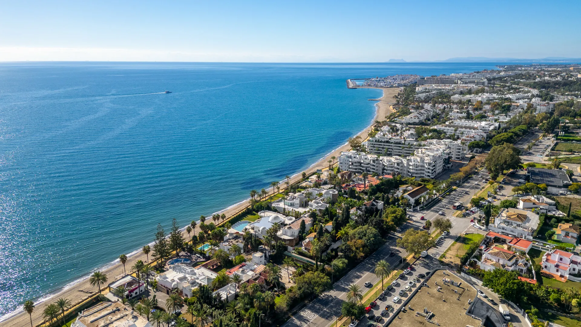 Se vende apartamento planta baja en Oasis de Marbella
