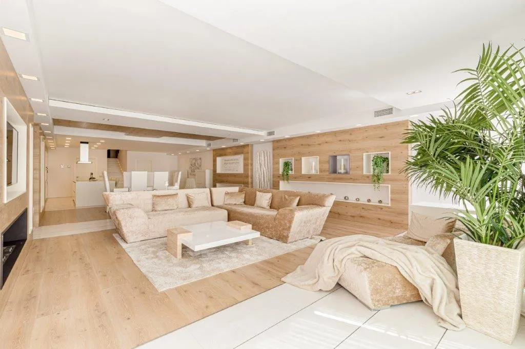 Ground floor duplex with 3 bedrooms for sale in Gray D'Albion