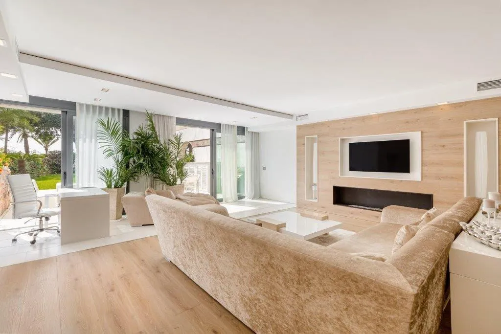 Ground floor duplex with 3 bedrooms for sale in Gray D'Albion