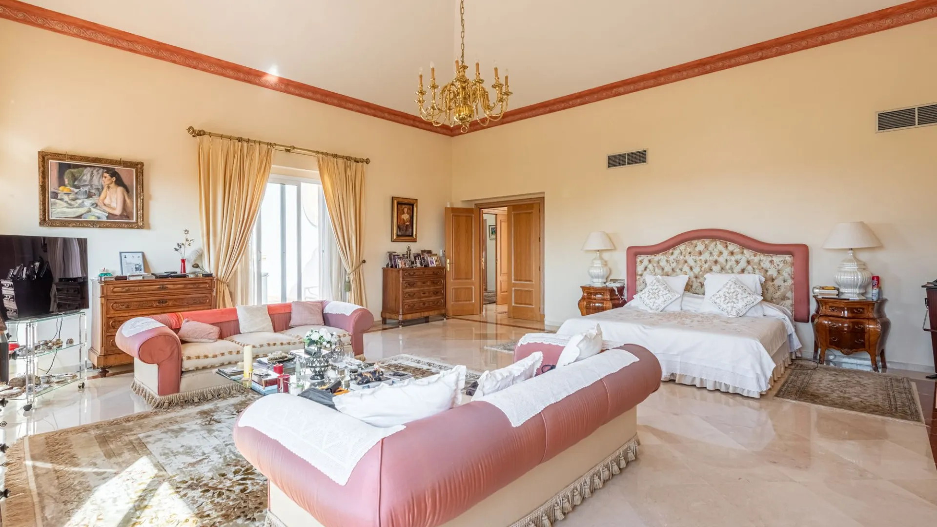 Paraiso Alto villa for sale