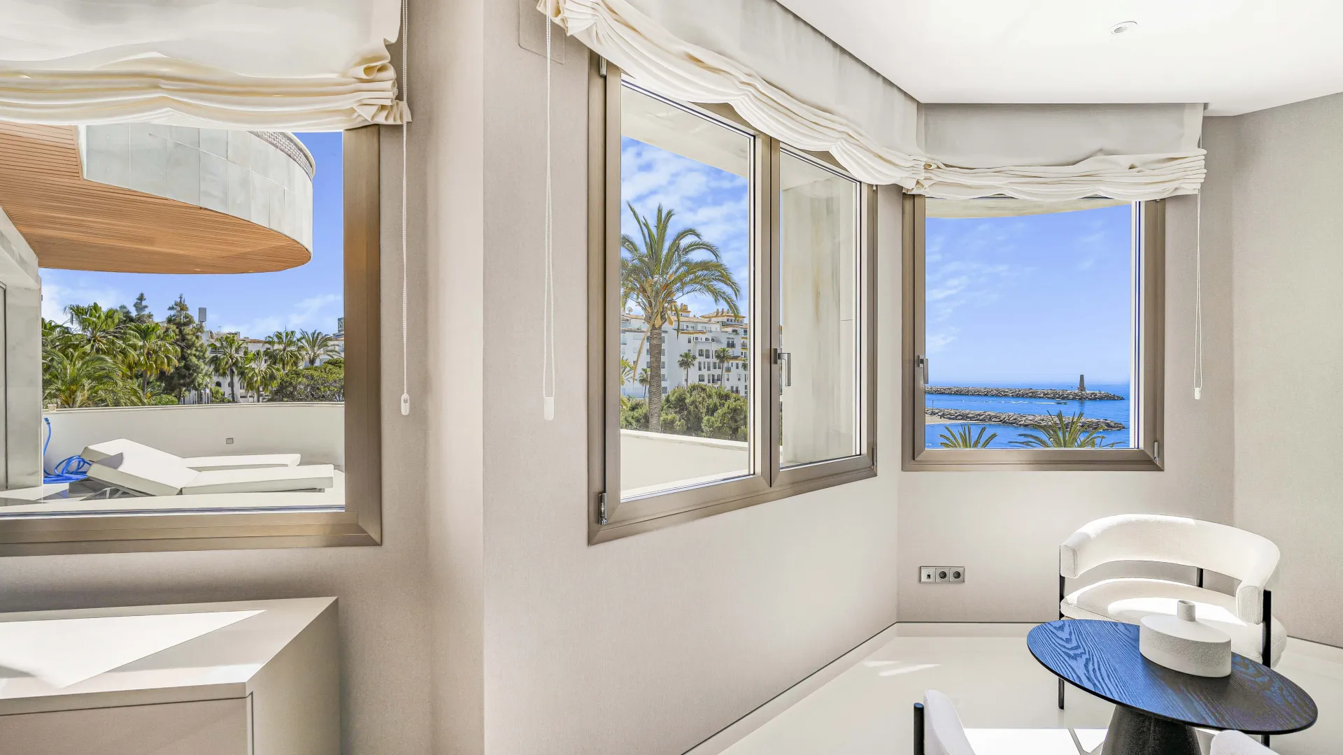 Buy apartment with 4 bedrooms in Gray D'Albion