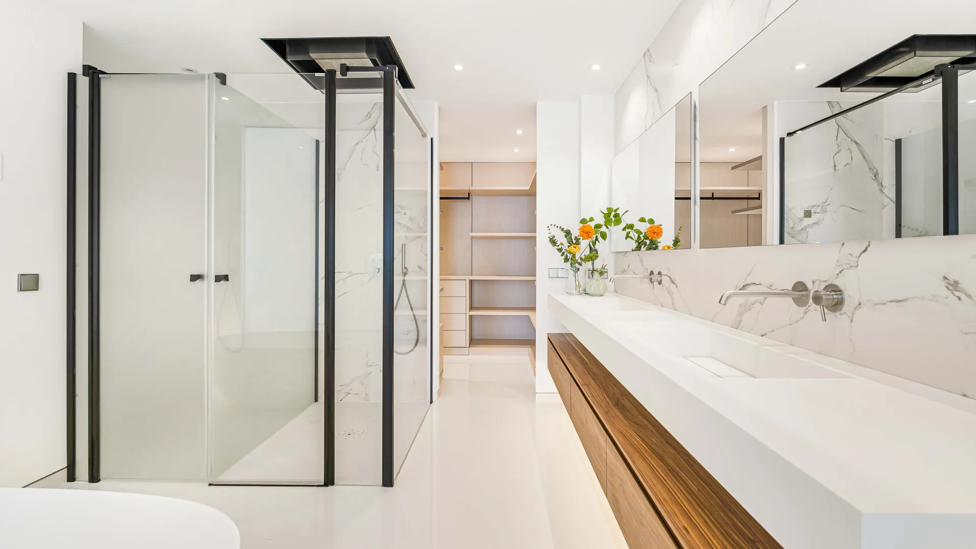 Buy apartment with 4 bedrooms in Gray D'Albion