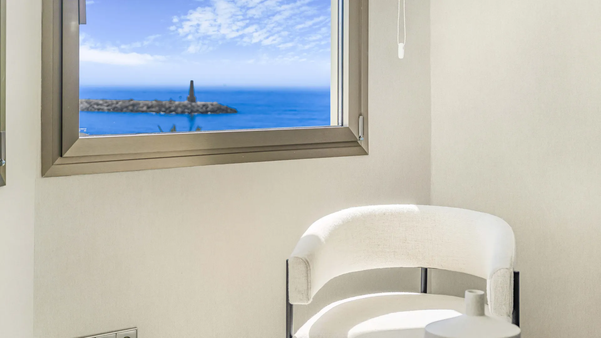 Buy apartment with 4 bedrooms in Gray D'Albion