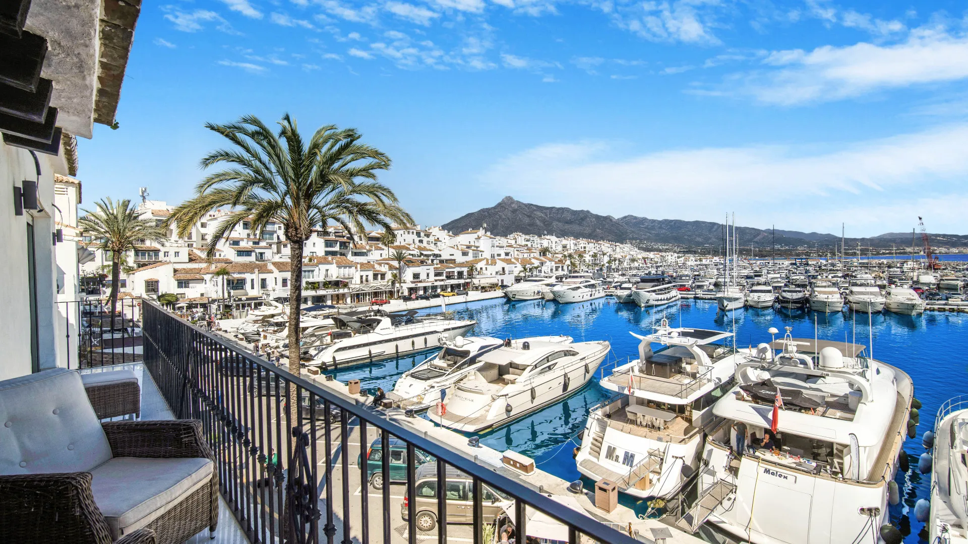 Penthouse for sale in Marbella - Puerto Banus