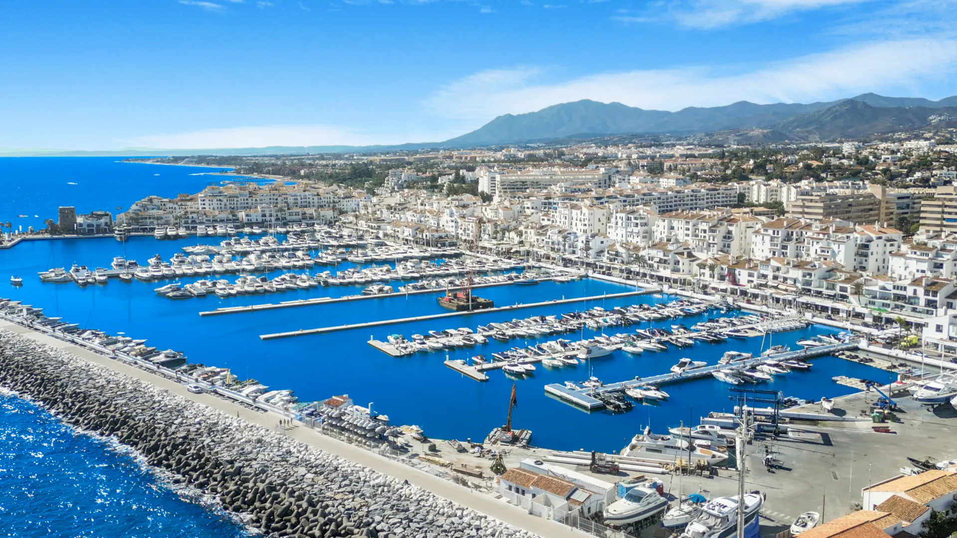 Penthouse for sale in Marbella - Puerto Banus