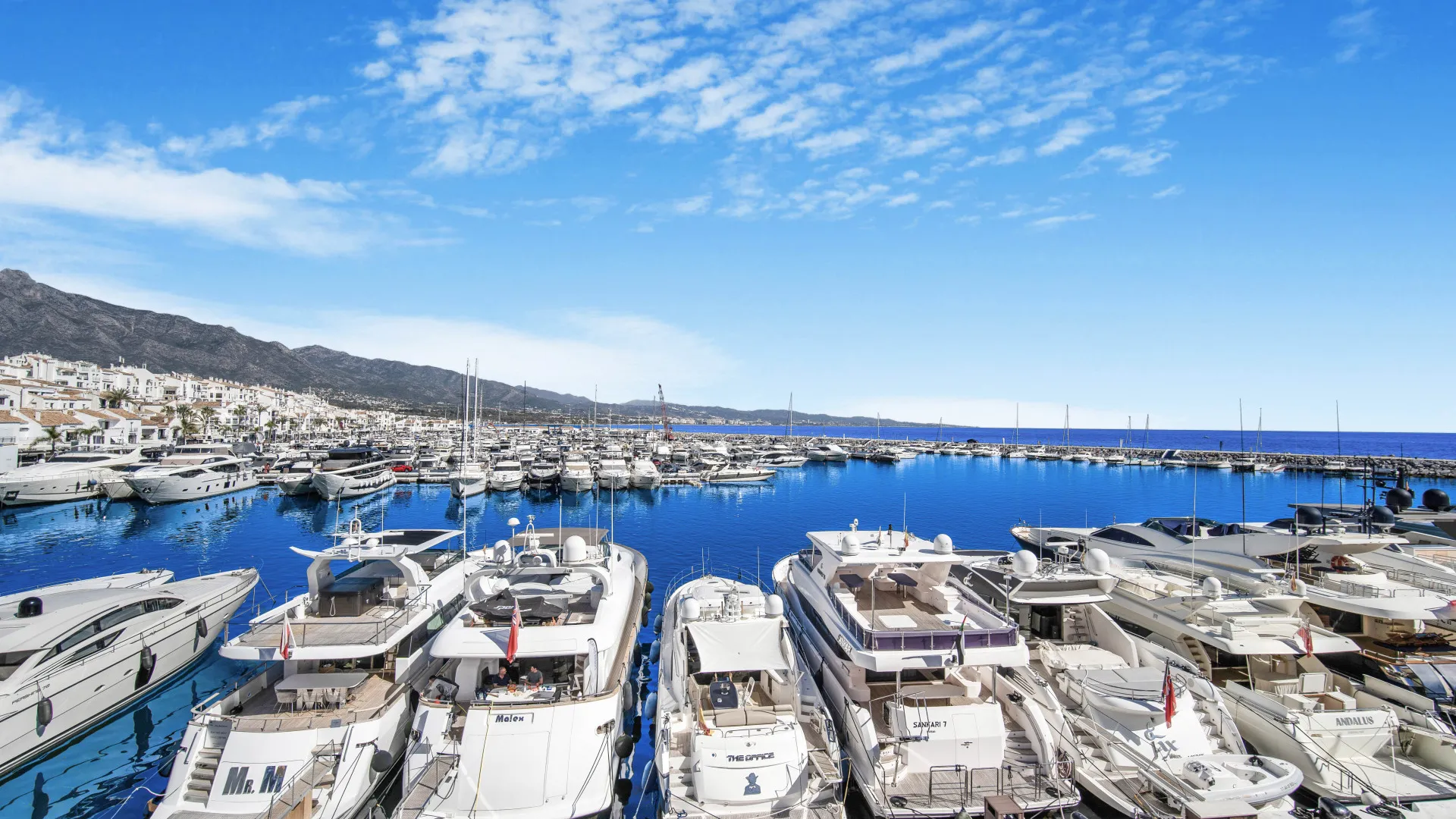 Penthouse for sale in Marbella - Puerto Banus
