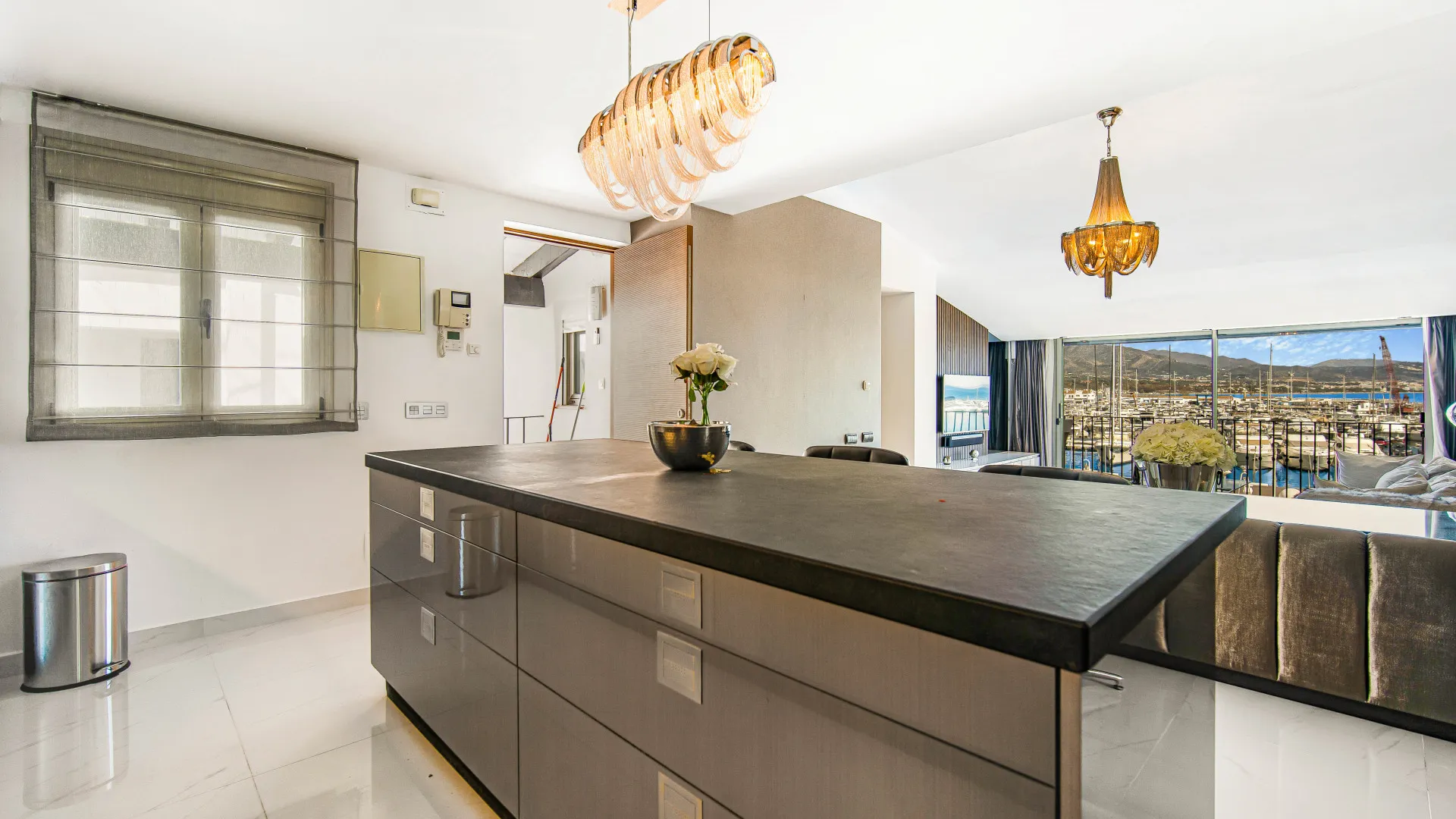 Penthouse for sale in Marbella - Puerto Banus