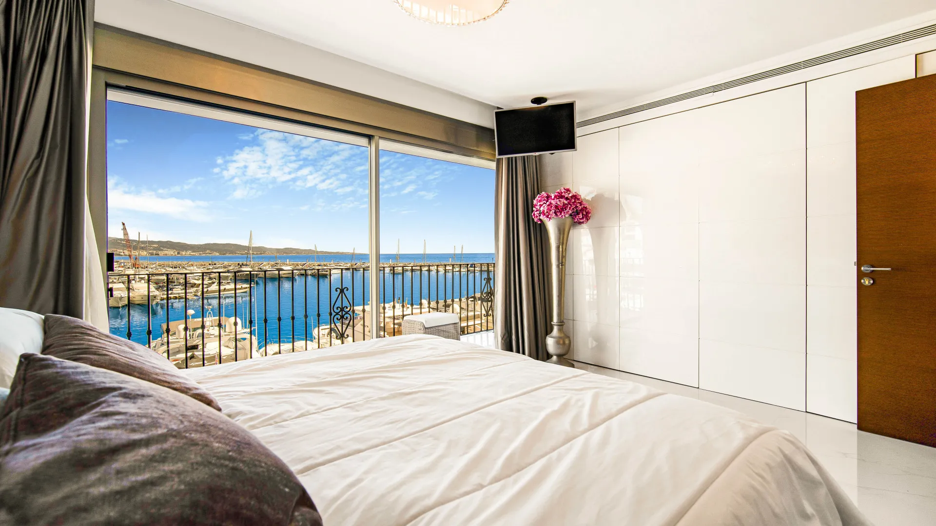 Penthouse for sale in Marbella - Puerto Banus