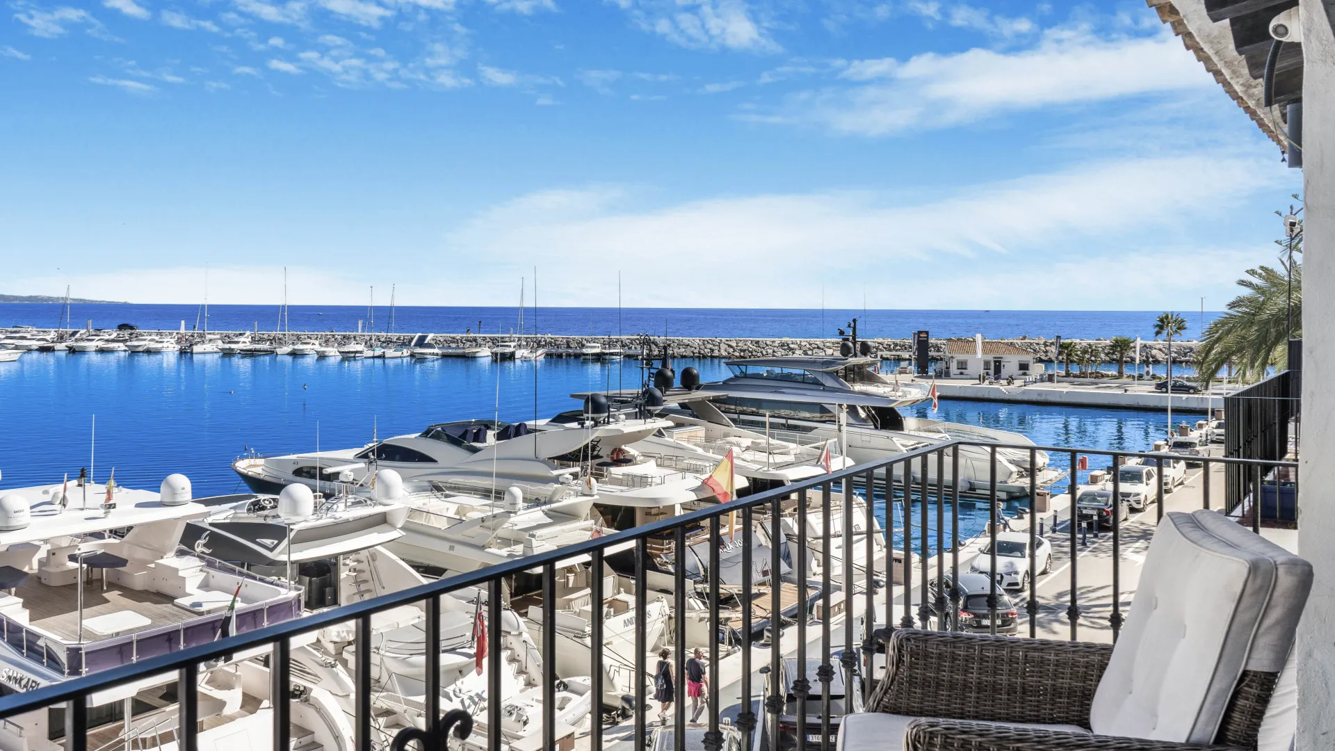Penthouse for sale in Marbella - Puerto Banus