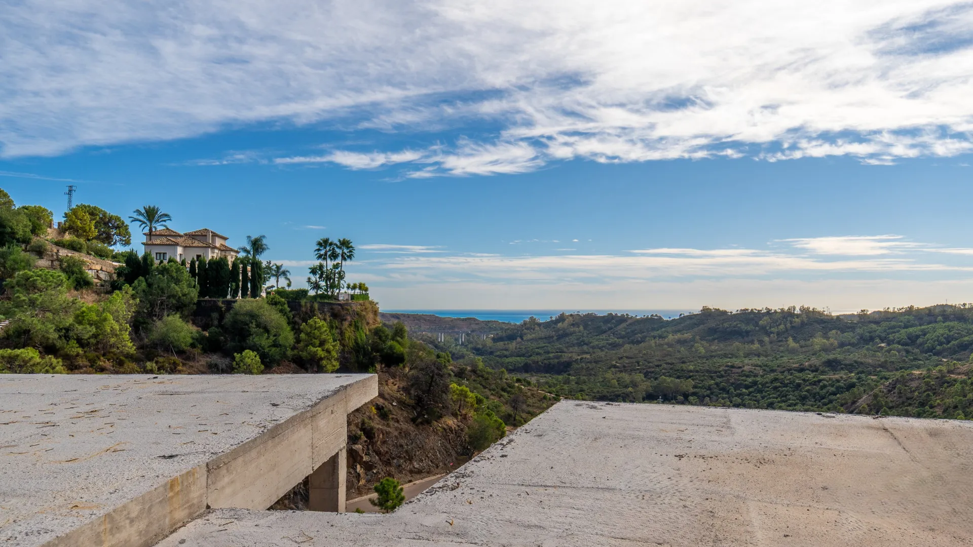Plot in Monte Mayor for sale