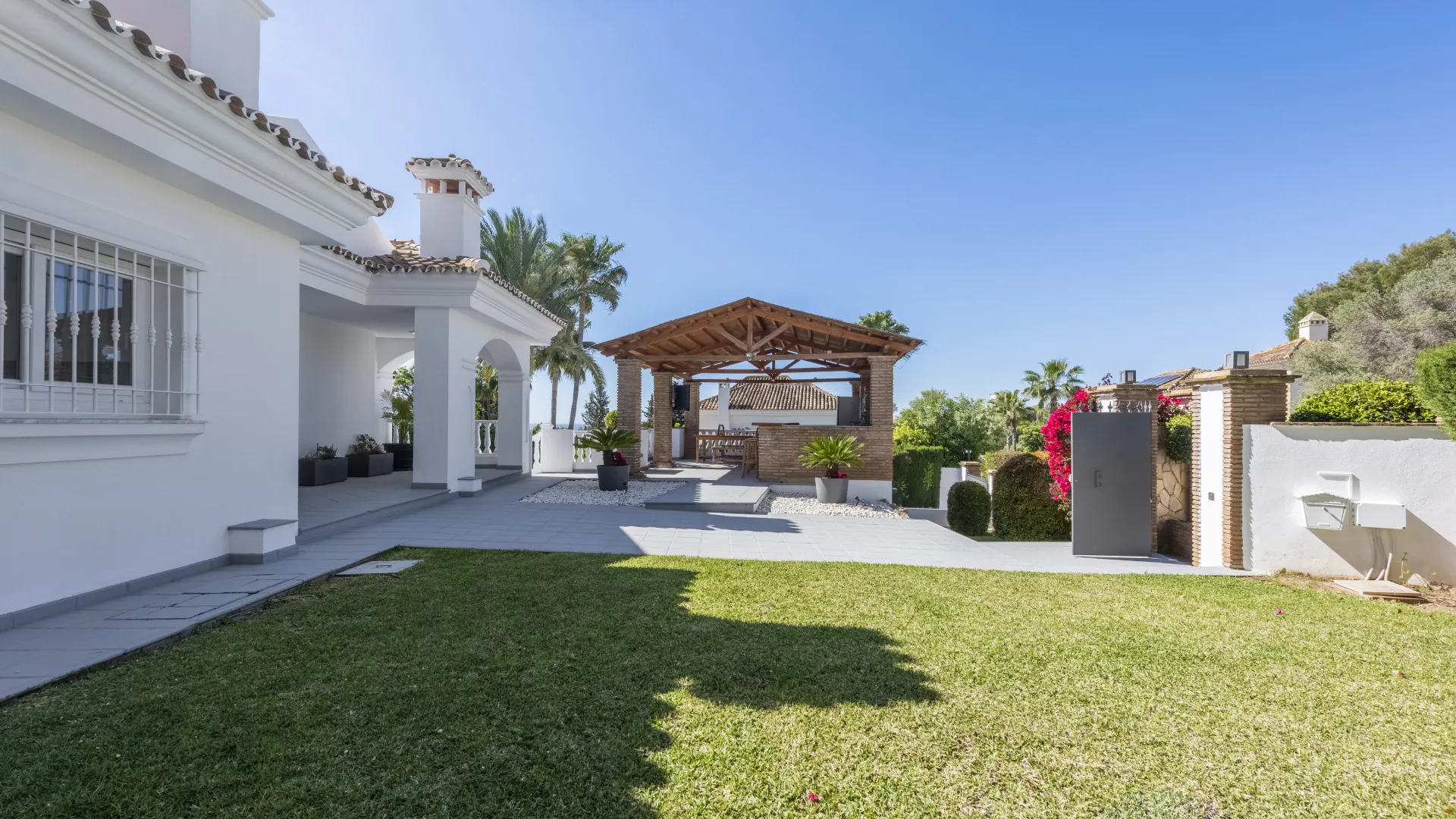 Villa for sale in Santa Maria