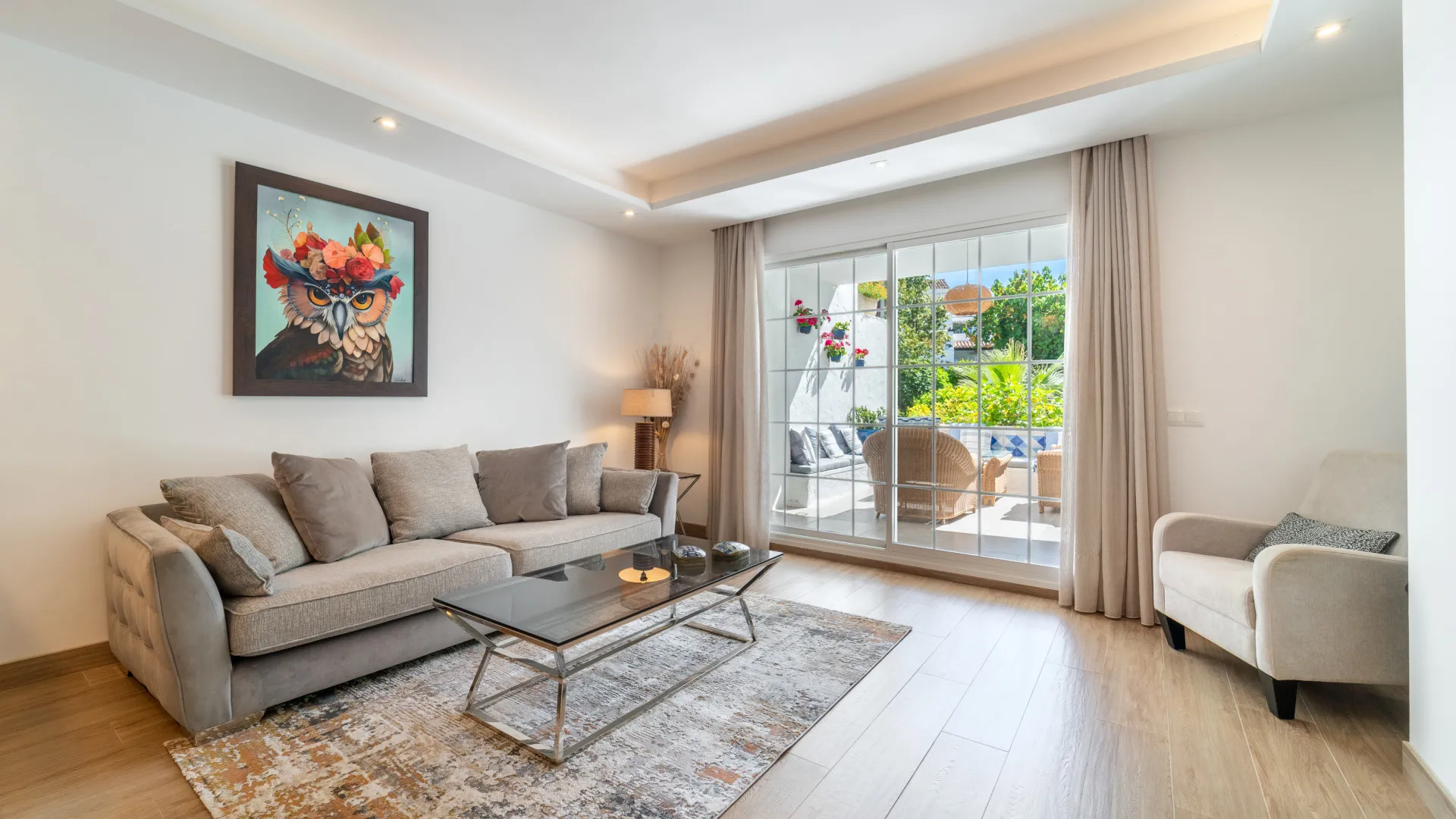 Ground floor apartment with 2 bedrooms for sale in Puente Romano II