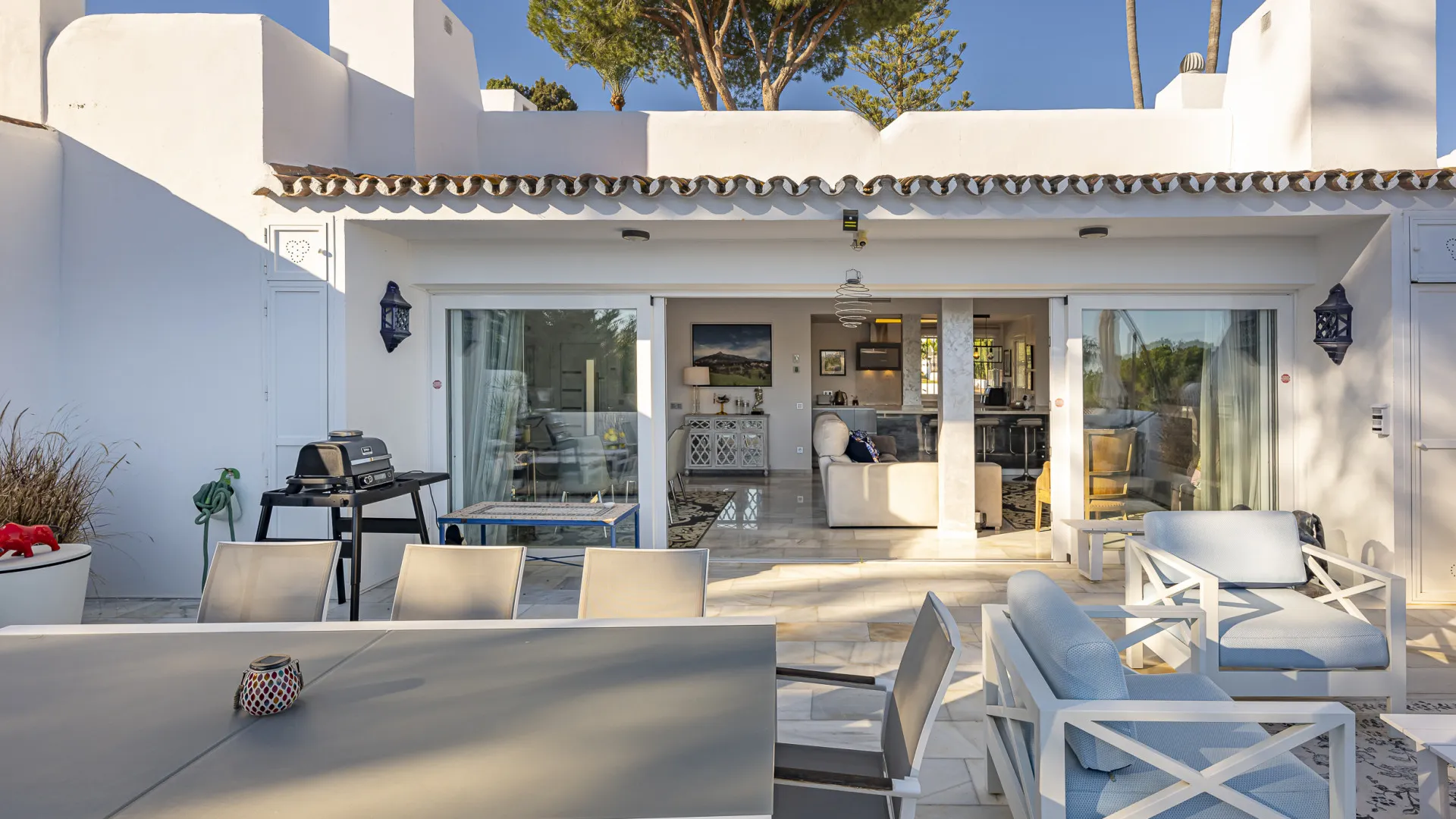 Nueva Andalucia, adosado a la venta con 3 dormitorios