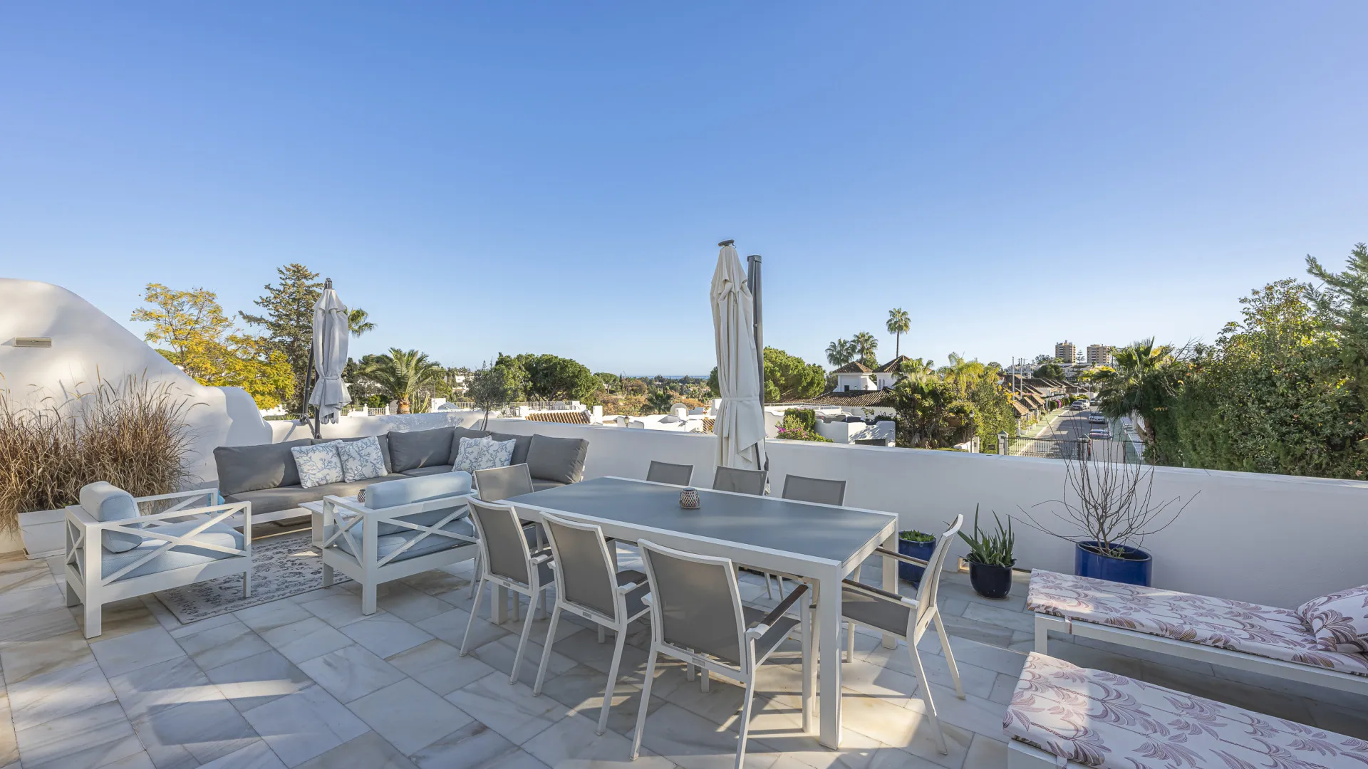 Nueva Andalucia, adosado a la venta con 3 dormitorios