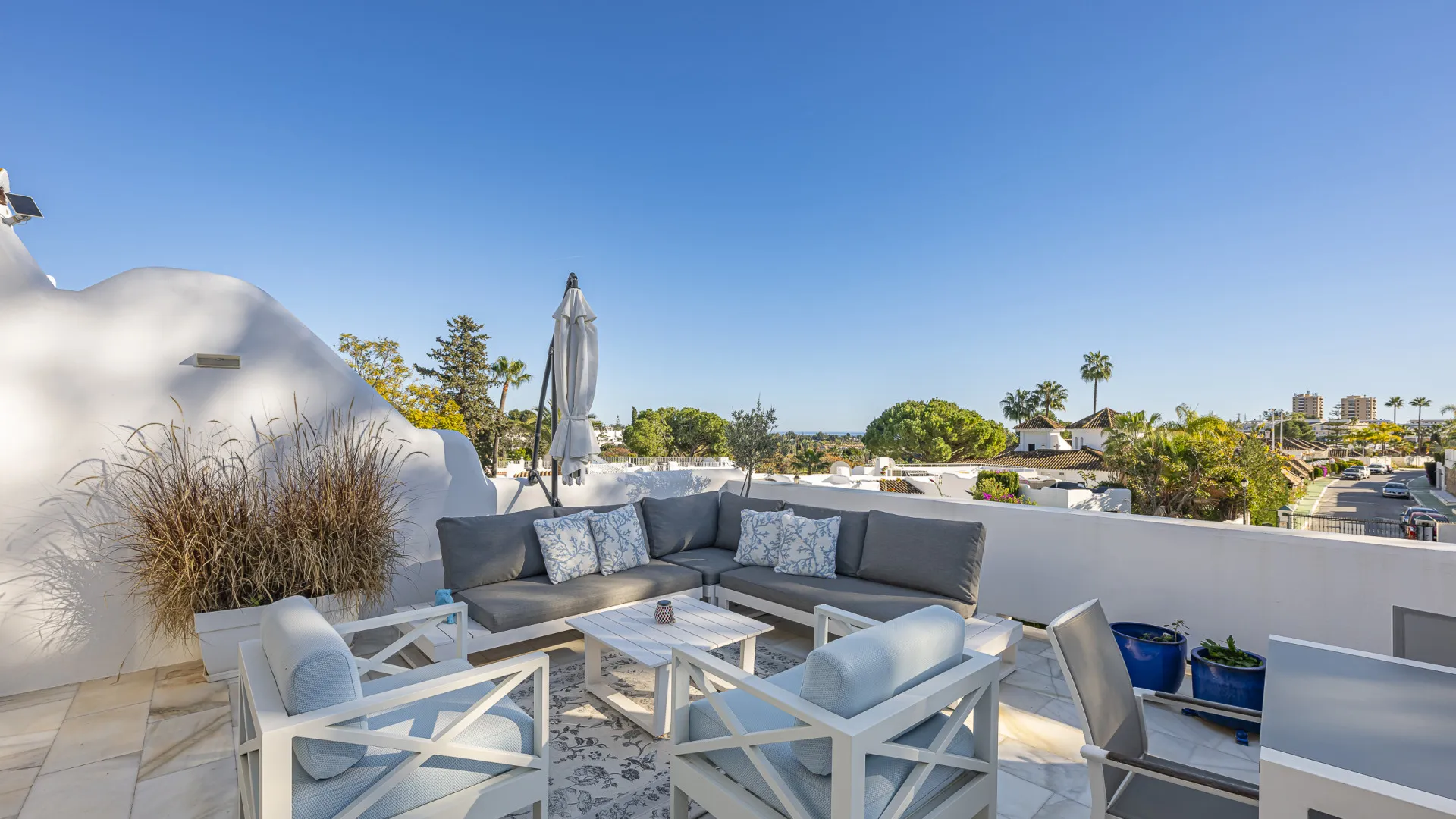 Nueva Andalucia, adosado a la venta con 3 dormitorios