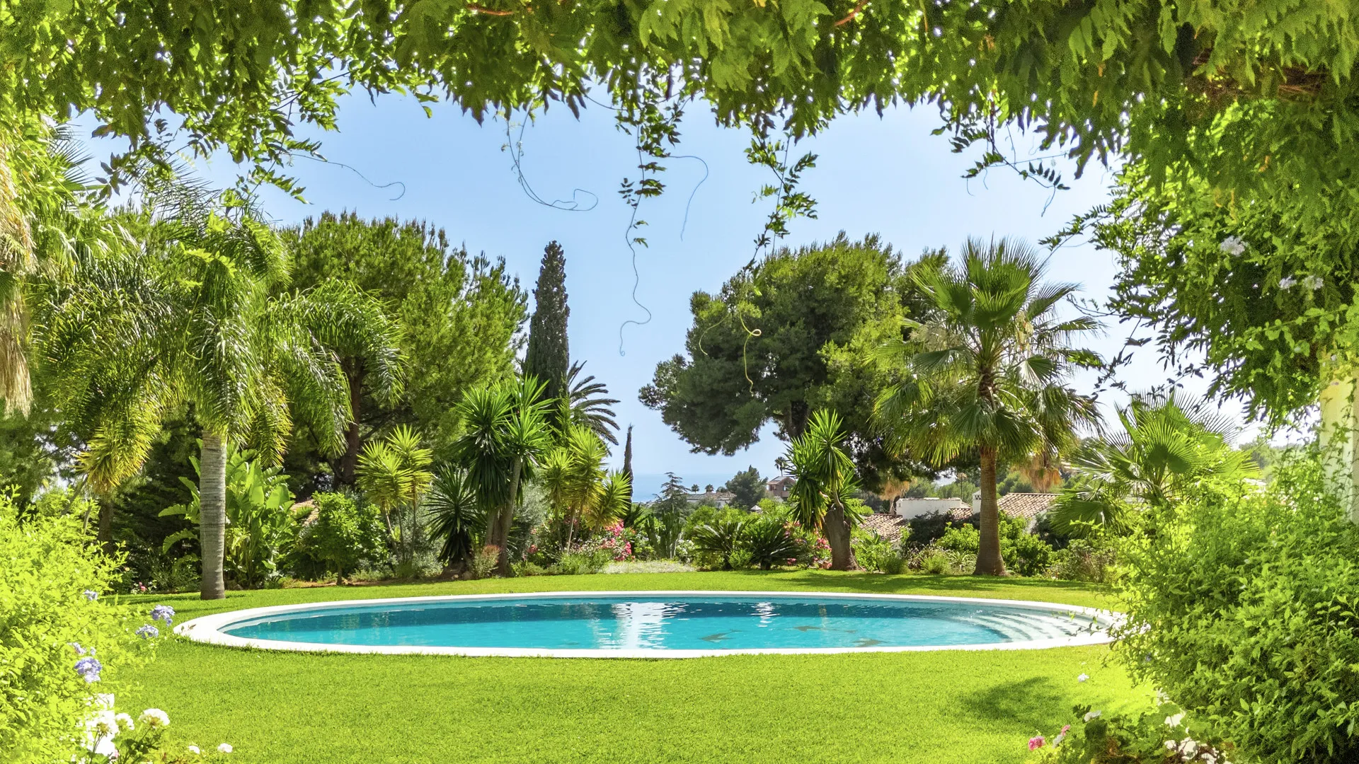Marbella Golden Mile 4 bedrooms villa for sale