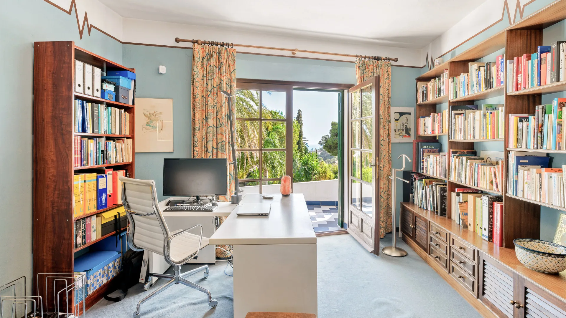 Marbella Golden Mile 4 bedrooms villa for sale
