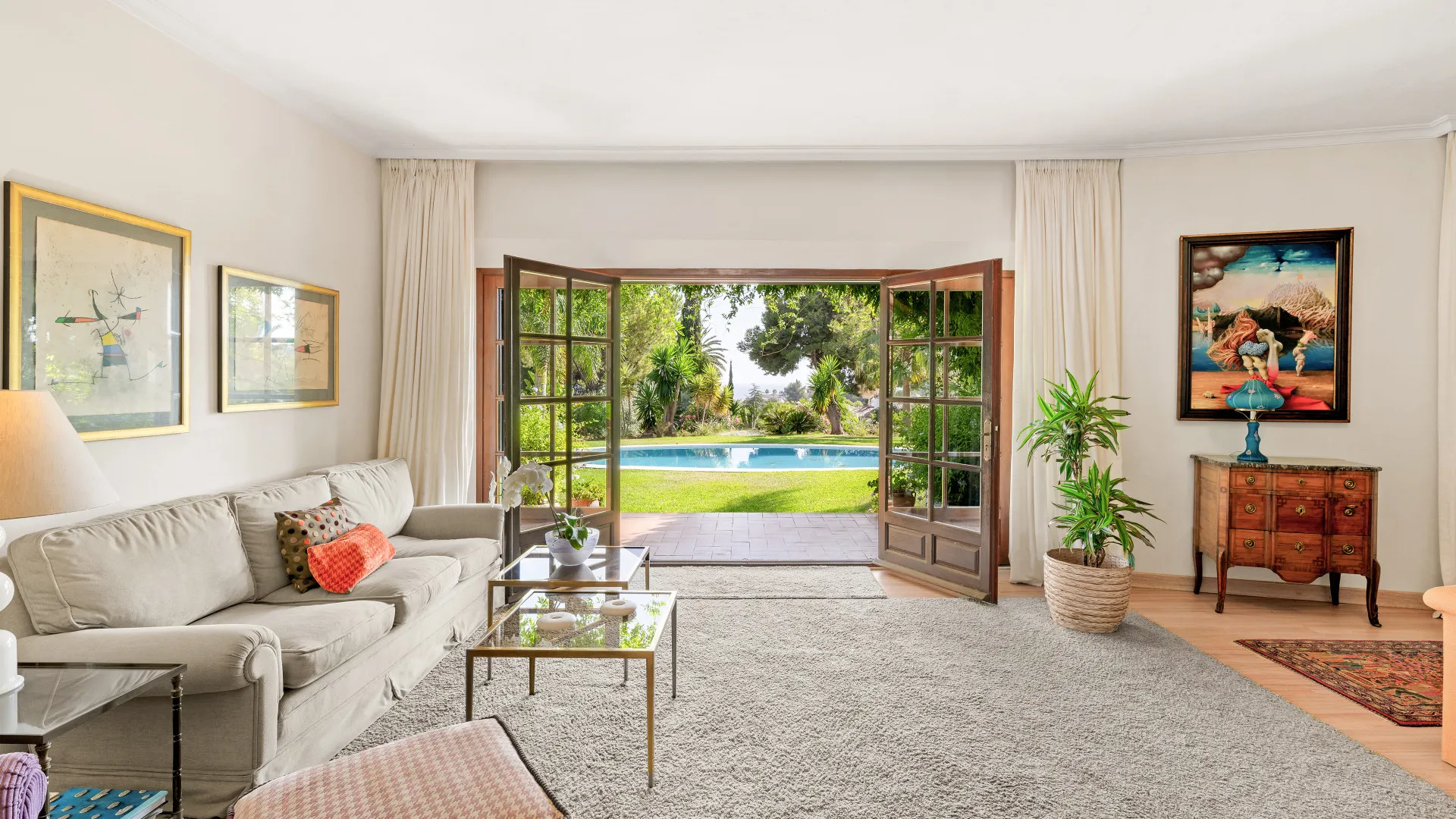 Marbella Golden Mile 4 bedrooms villa for sale
