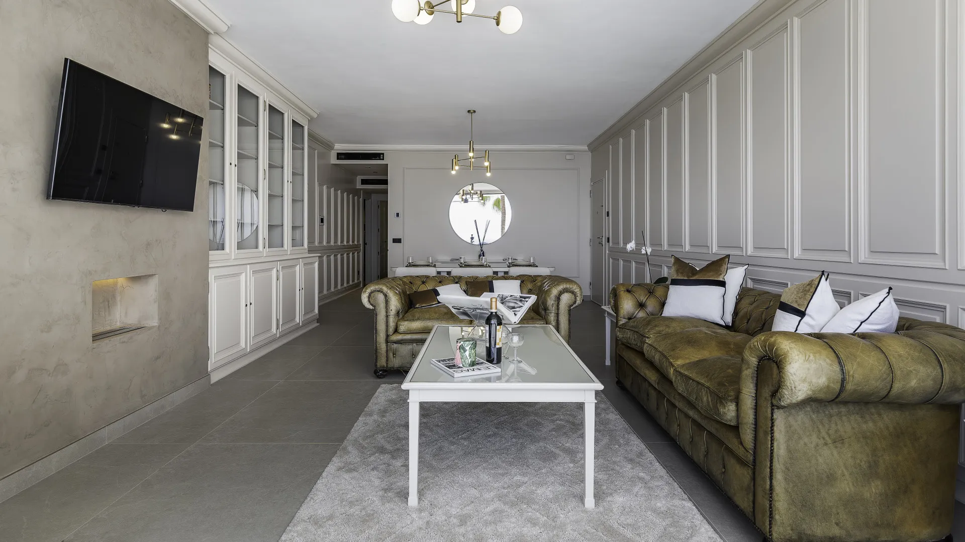 Se vende apartamento con 2 dormitorios en Marbella - Puerto Banus