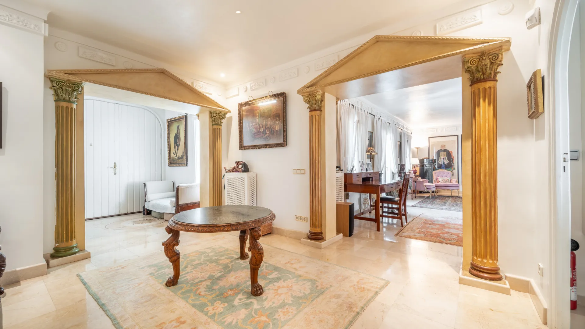 Villa en venta en Guadalmina Alta