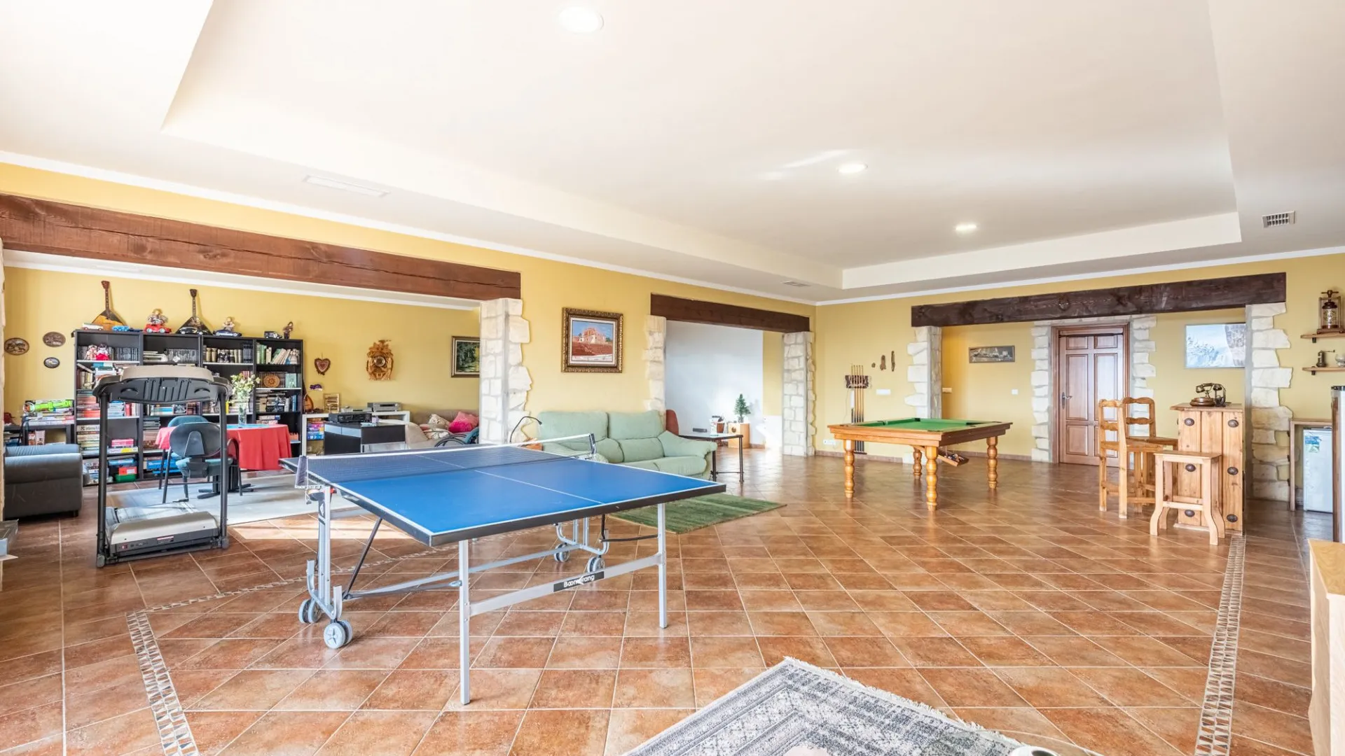 Villa a la venta en Altos de Estepona