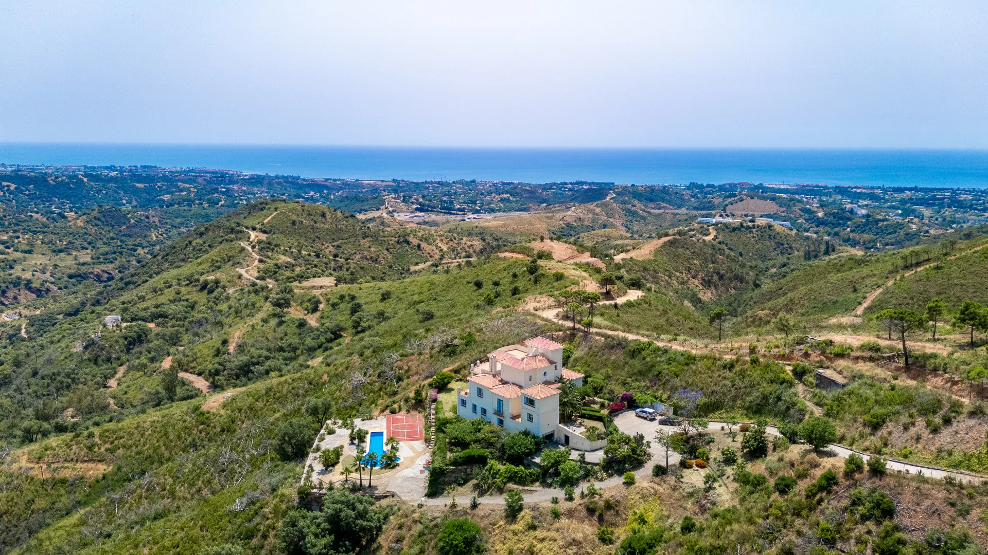 Villa a la venta en Altos de Estepona