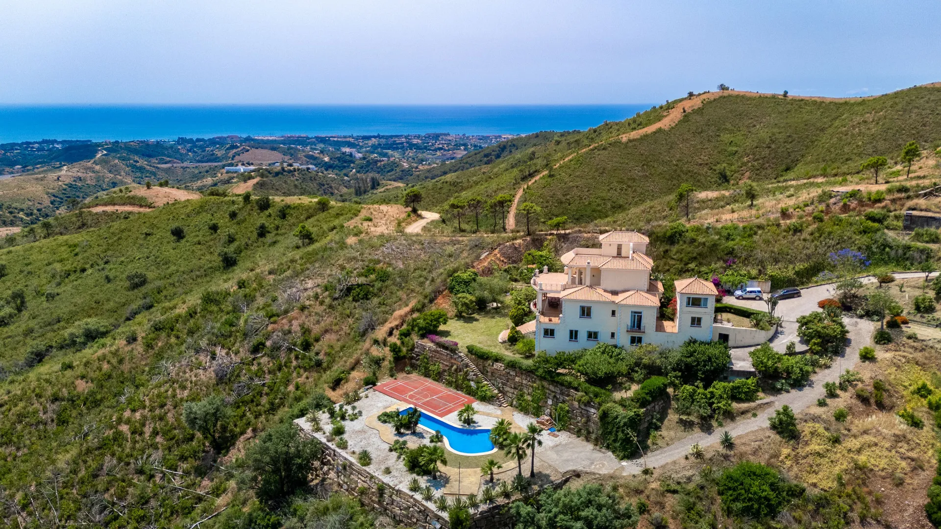 Villa a la venta en Altos de Estepona